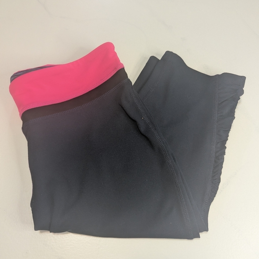 Tangerine Navy/Pink Activewear Knee Length Rouched Side Capri Leggings, Large